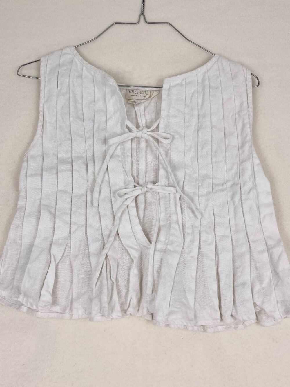 VRG GRL White Linen Tie-Front Pintuck Crop Top AUS Size 4 / US XXS